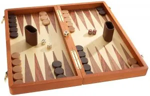 Backgammon aus Holz